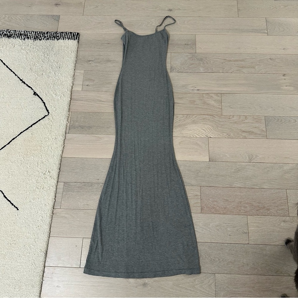 Skims Elegant Gray Maxi Dress - Picture 7 of 10